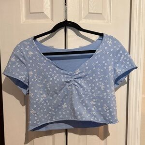 SHEIN Light Blue Floral Crop Top